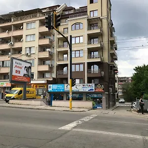 Bonne Chance Apartment Sofia